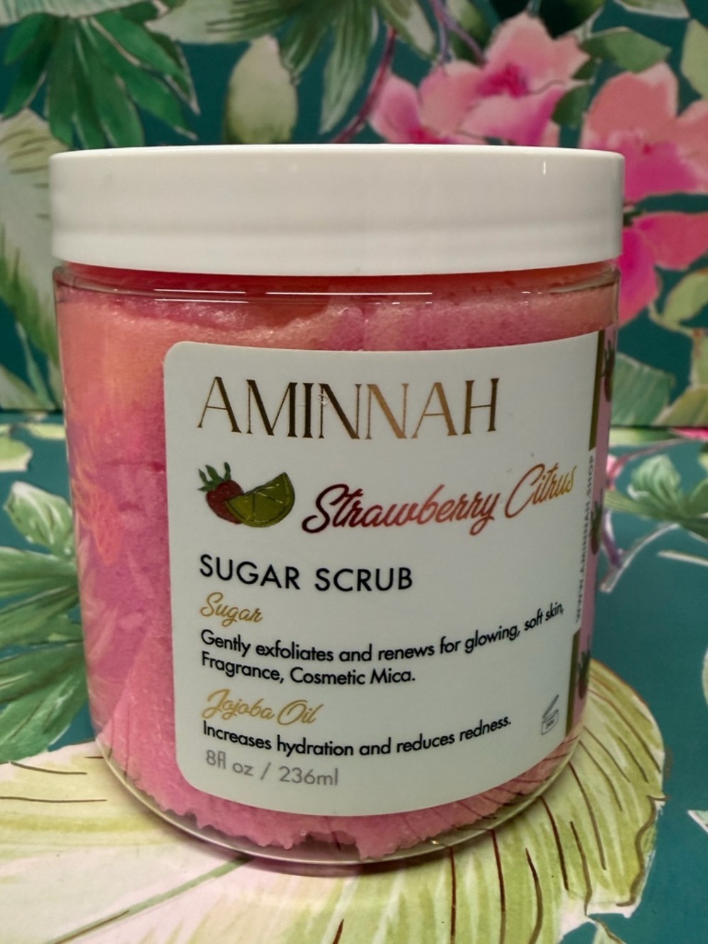 Aminnah Strawberry Citrus Sugar Scrub NWT - Picture 2 of 5